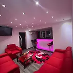 Berceni Sudului Cozy * 부쿠레슈티