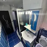 Berceni Sudului Cozy * 부쿠레슈티